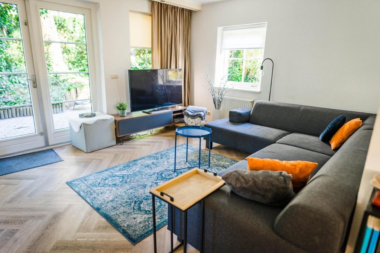 Luxe Vakantiehuis In Het Bos Met Jacuzzi En Sauna 룬터렌 외부 사진