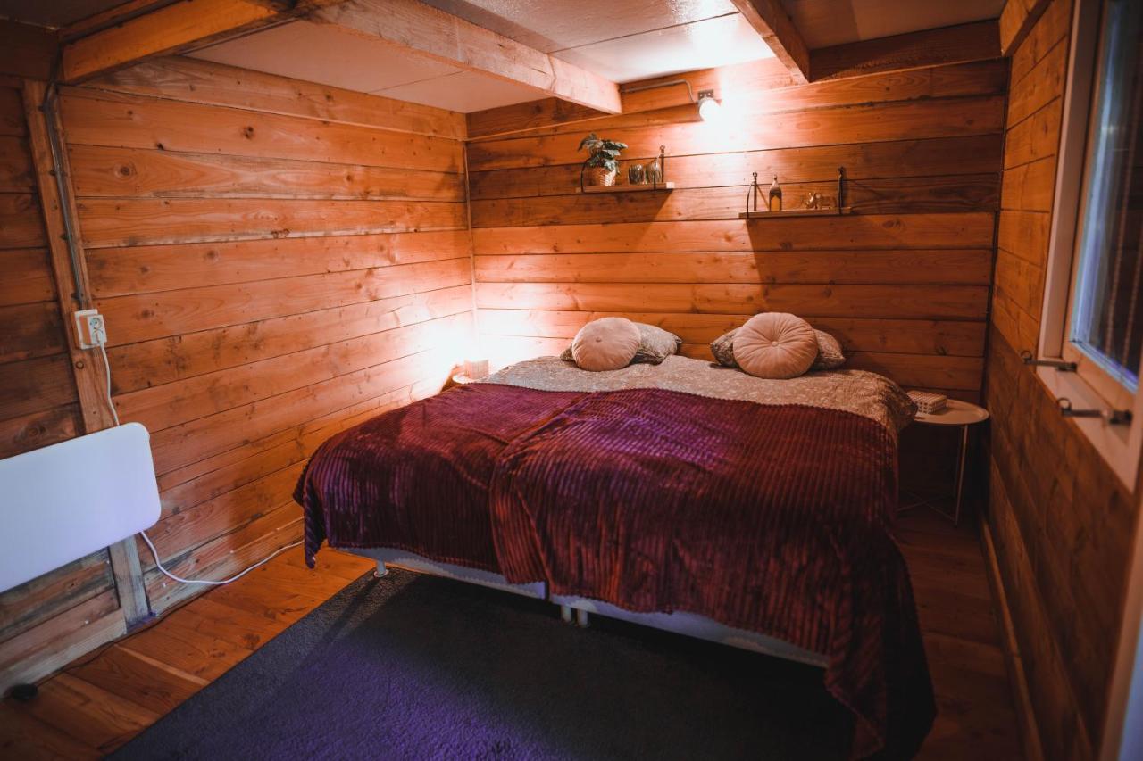 Luxe Vakantiehuis In Het Bos Met Jacuzzi En Sauna 룬터렌 외부 사진